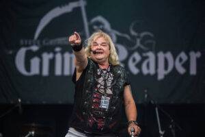 Steve Grimmett palco