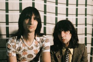 Lemon twigs