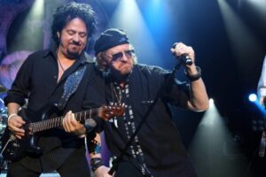 Toto spaziorock 1200 600