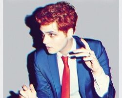 gerard way hesitant alien