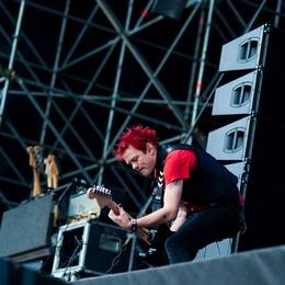 livereport rockinidrho2012 01