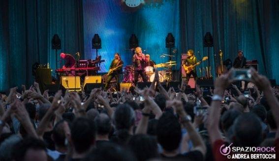 robertplantlivereport5672
