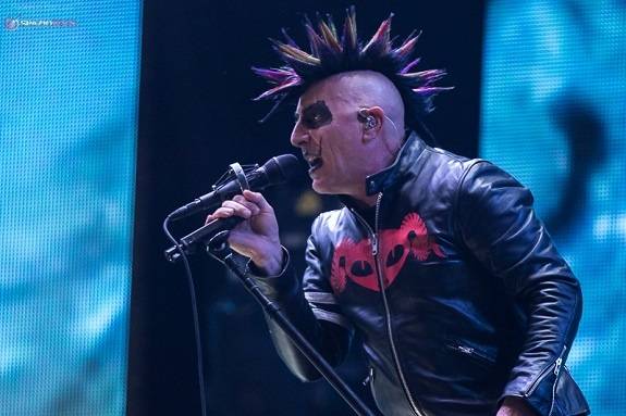 toollivefirenzerocks