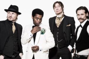 vintage trouble 300
