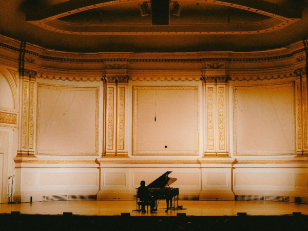 Cameron winter live at carnegie hall 1200x600 spaziorock
